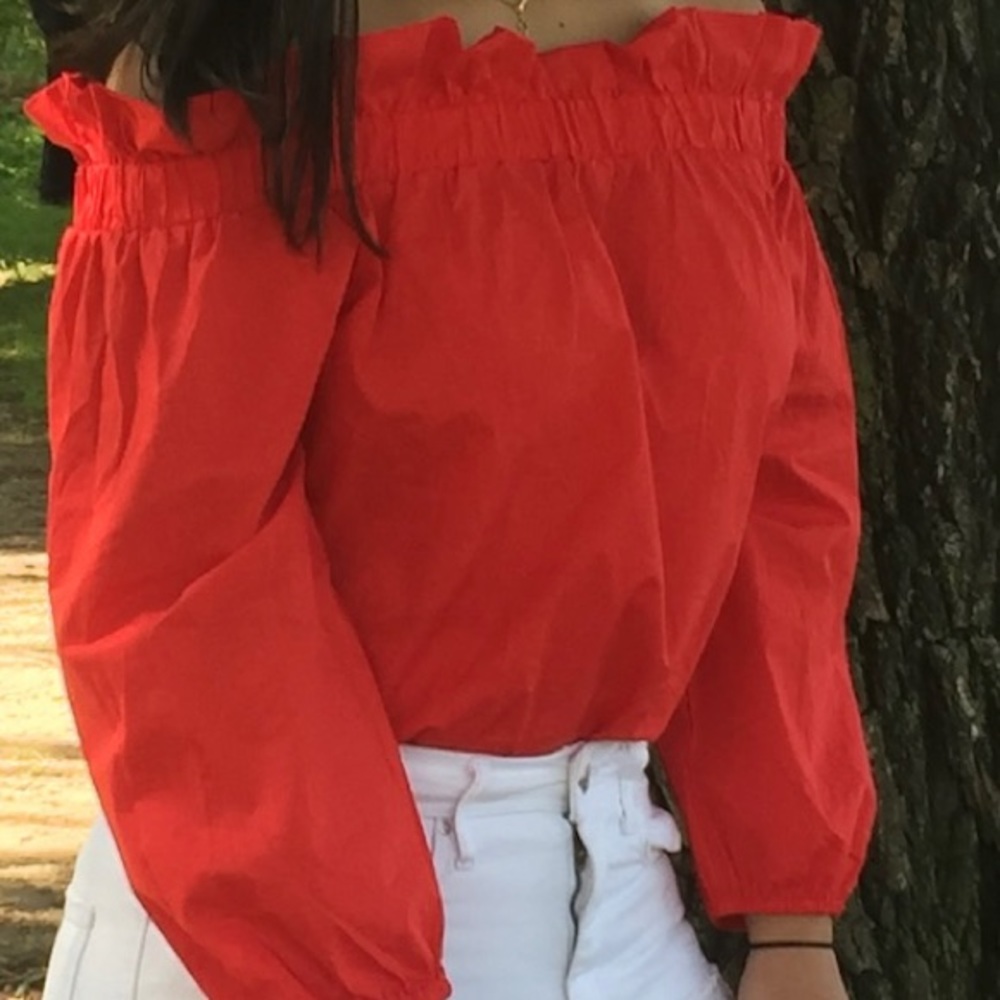 Forever 21 off the shoulder top